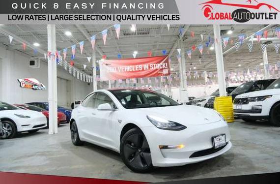 TESLA MODEL 3 2019 5YJ3E1EB5KF211522 image TESLA MODEL 3 2019 5YJ3E1EB5KF211522 image
